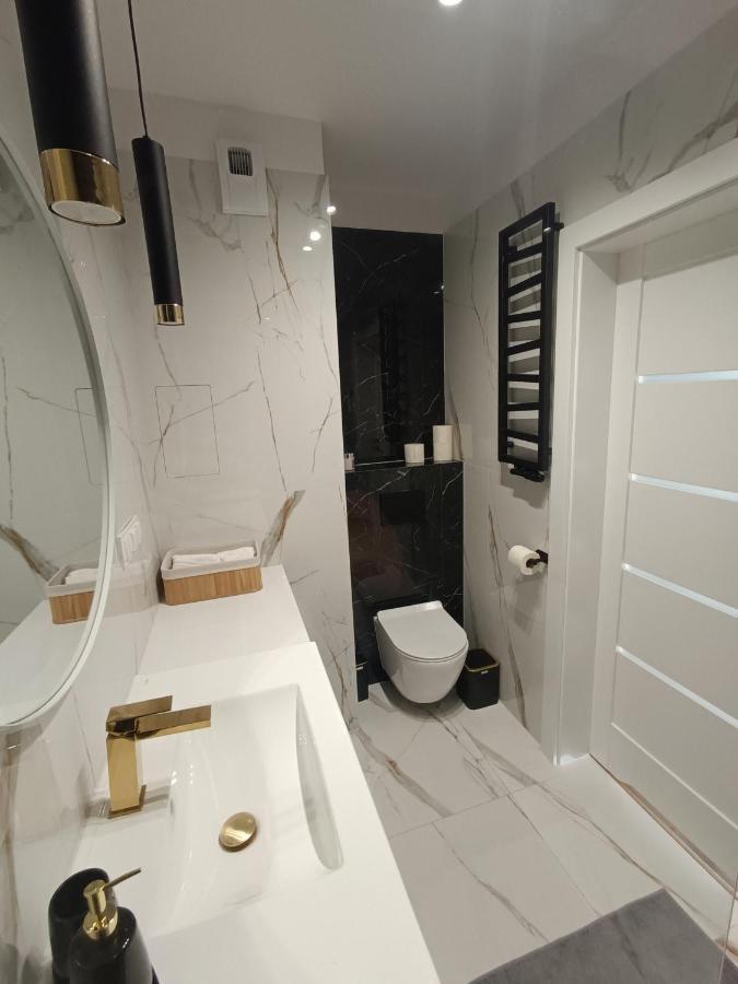 Apartament Nr15 Z Parkingiem Podziemnym Thorn Exterior foto