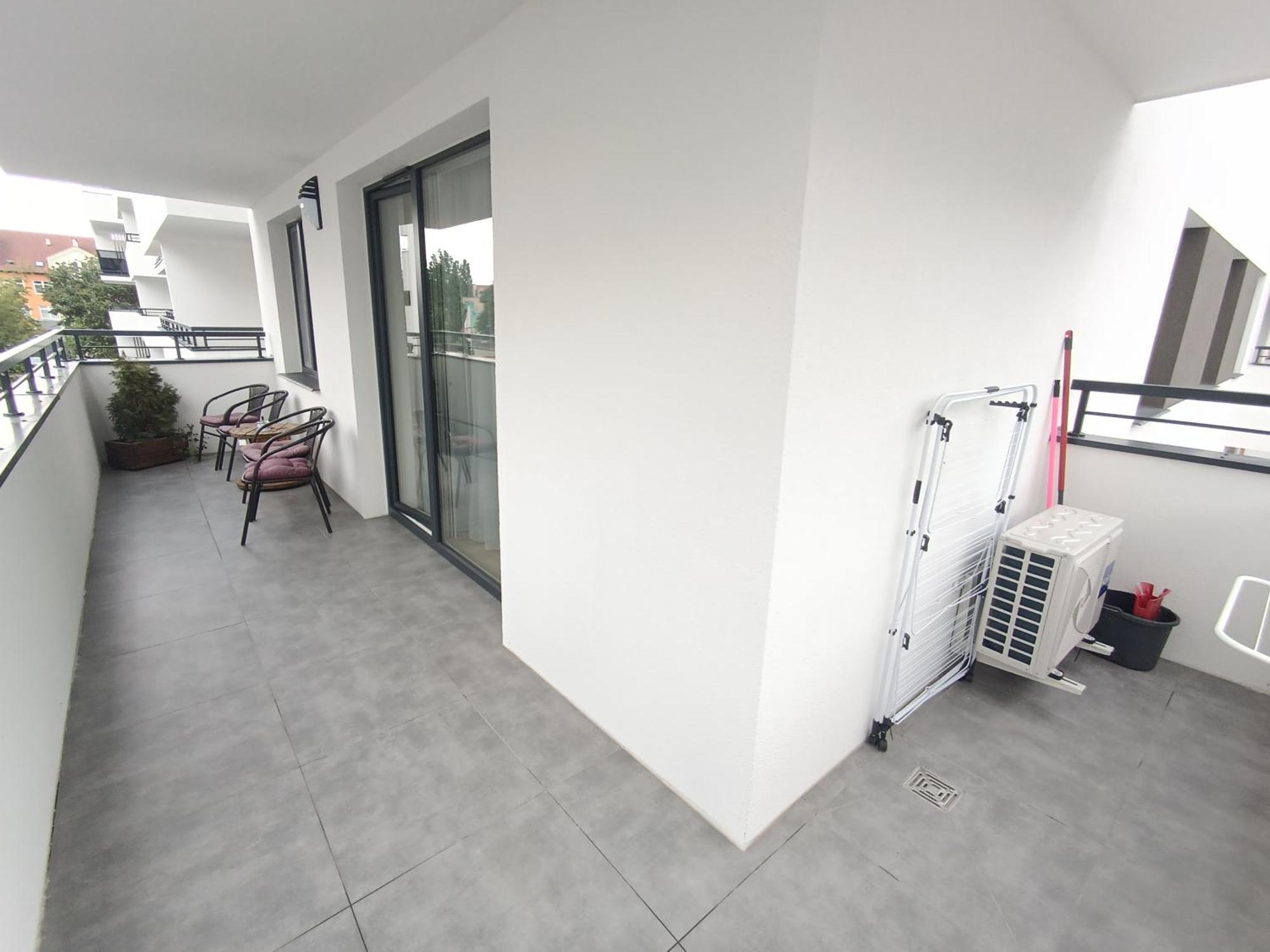 Apartament Nr15 Z Parkingiem Podziemnym Thorn Exterior foto